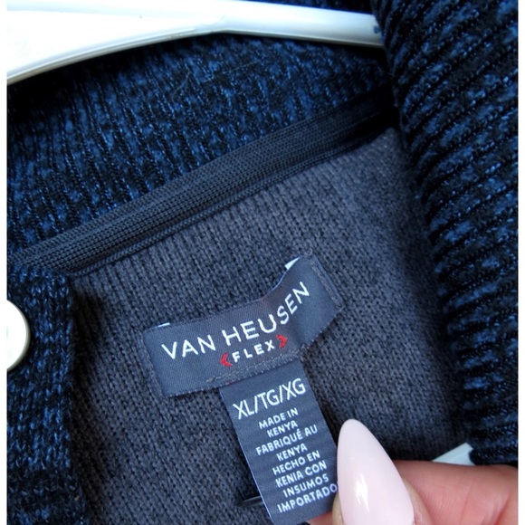 Vintage marled blue fleece lined henley knit sweater - Picture 9 of 10